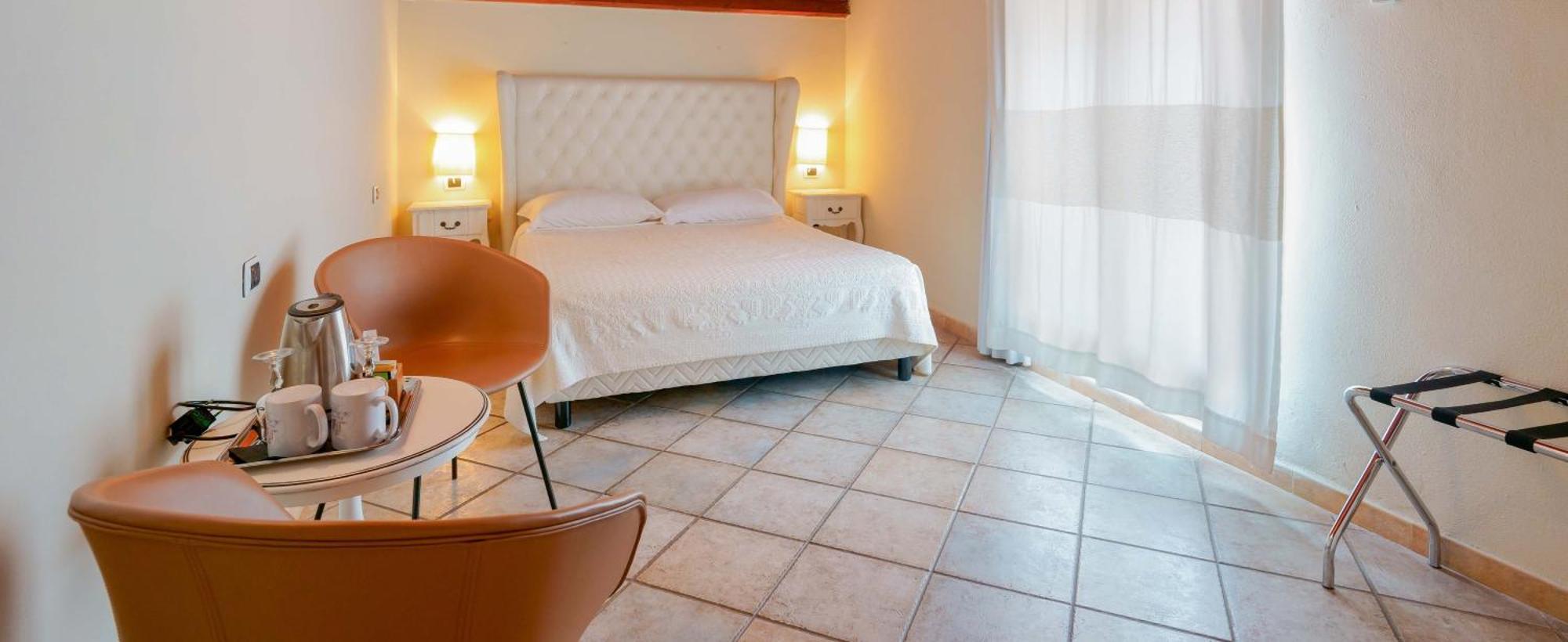 Hotel Palazzo Pischedda Bosa Habitación foto